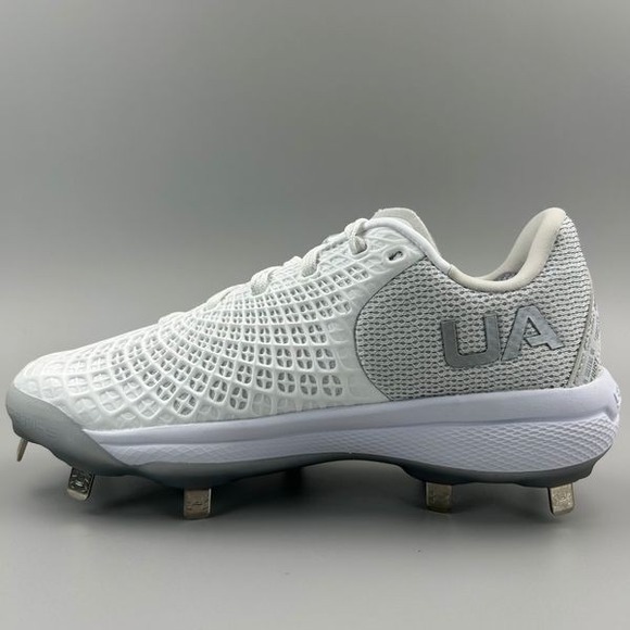 Under Armour Glyde 2.0 Metal Softball Cleats Women Size 6 White 3026601-100 NEW - Picture 2 of 6